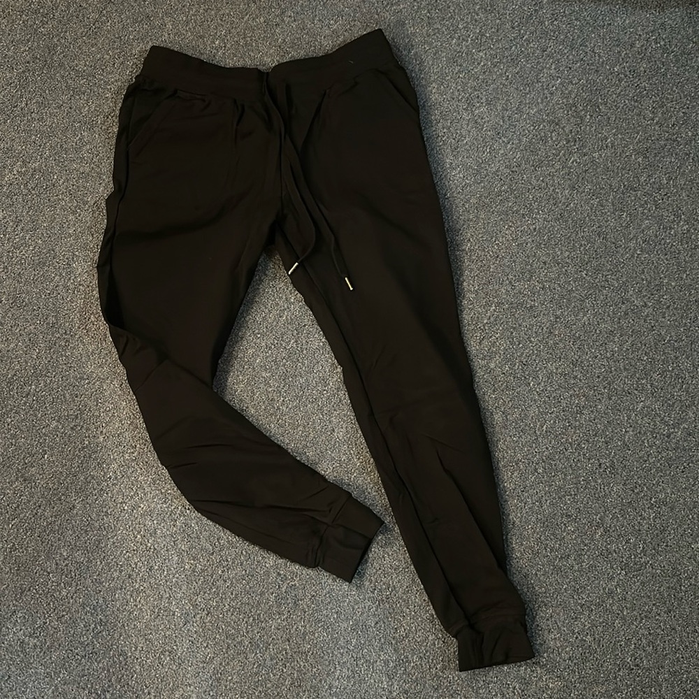 Zyia Black Unwind Joggers